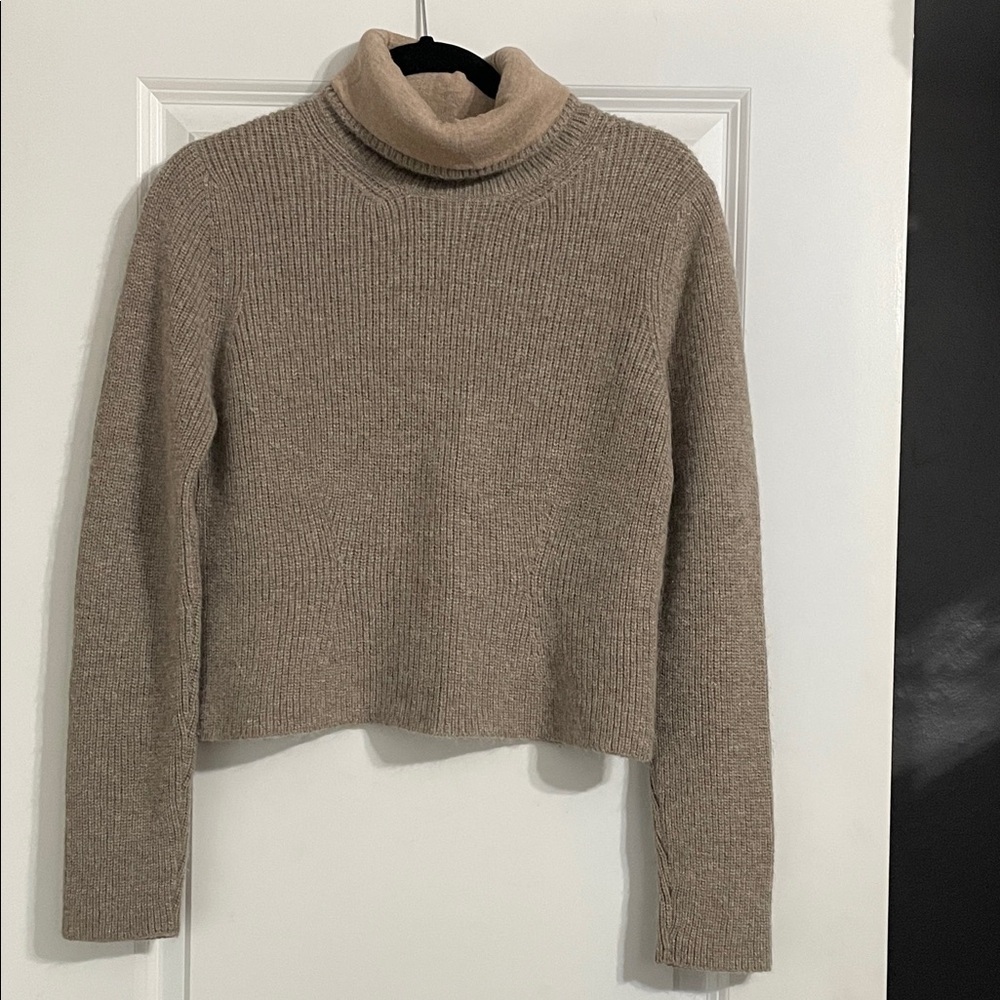 Peruvian Connection Cropped Turtle Neck Sweater Size Small